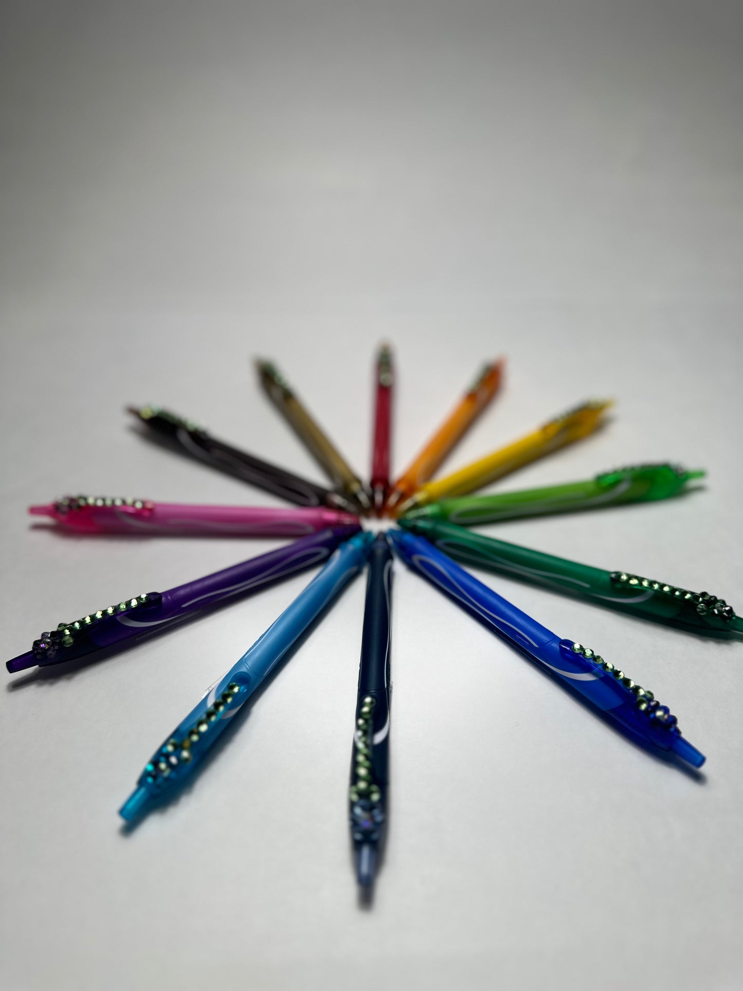 Daisy pens