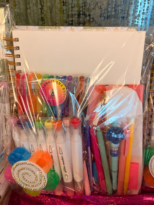 Junk journaling kit ￼