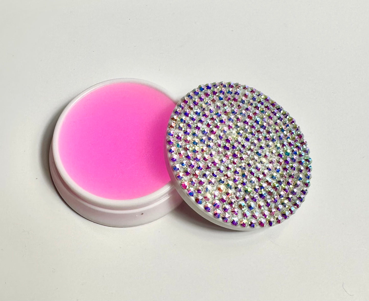 Fingertip Moistener