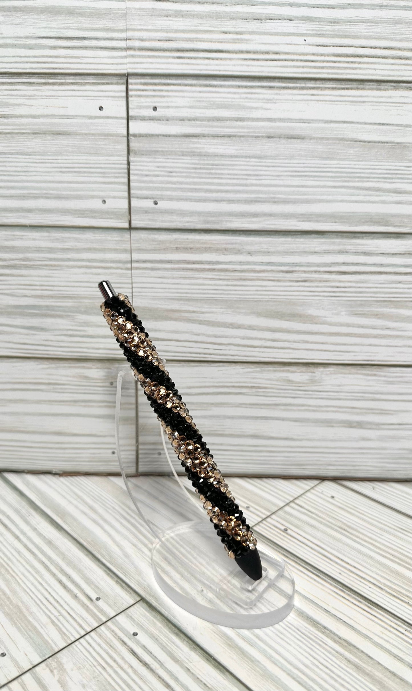 Black and gold swirl pen