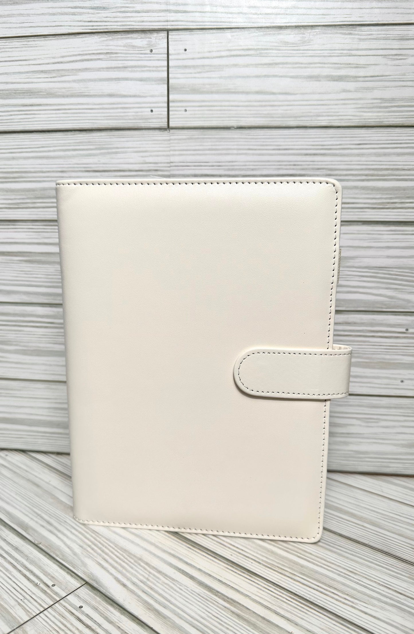 A5  binders for budgets or daily planning.(9.2”length by 6.9 “width)with your choice of vinyl and rhinestones